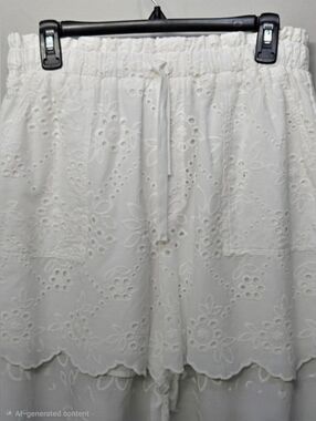 Fifteen Twenty Shorts Sz L White Prairie Eyelet Lace Scallop Fairy Boho Cottage